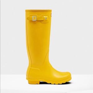 Hunter Original Tall Rain Boot Yellow NWOT